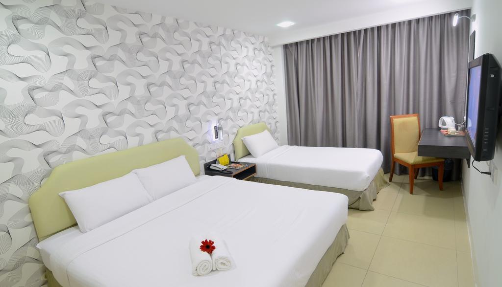 Hotel Avenue Куантан Стая снимка