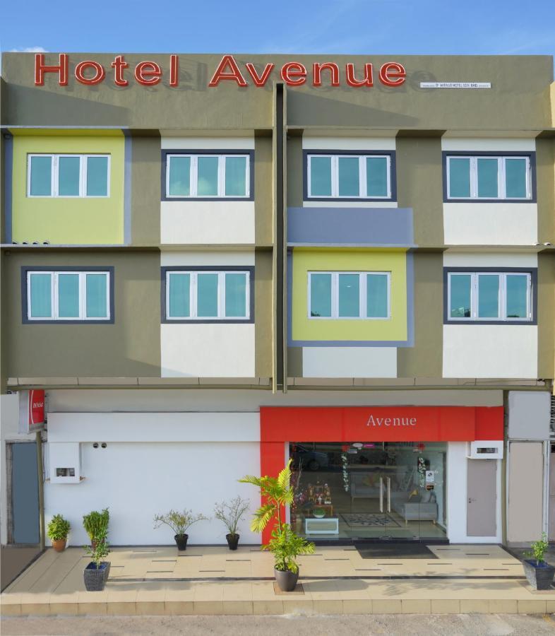 Hotel Avenue Куантан Екстериор снимка